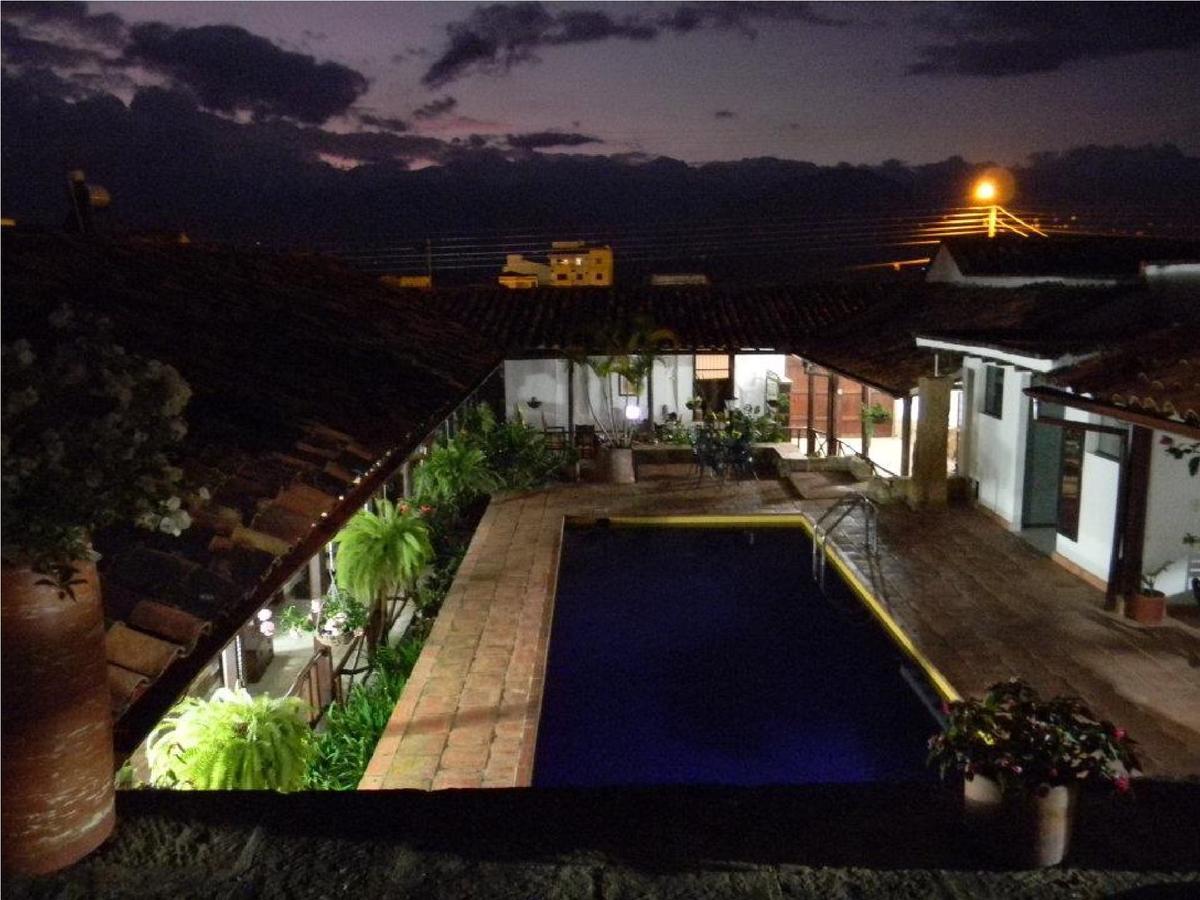 La Serrana Hostal Spa Socorro Eksteriør bilde