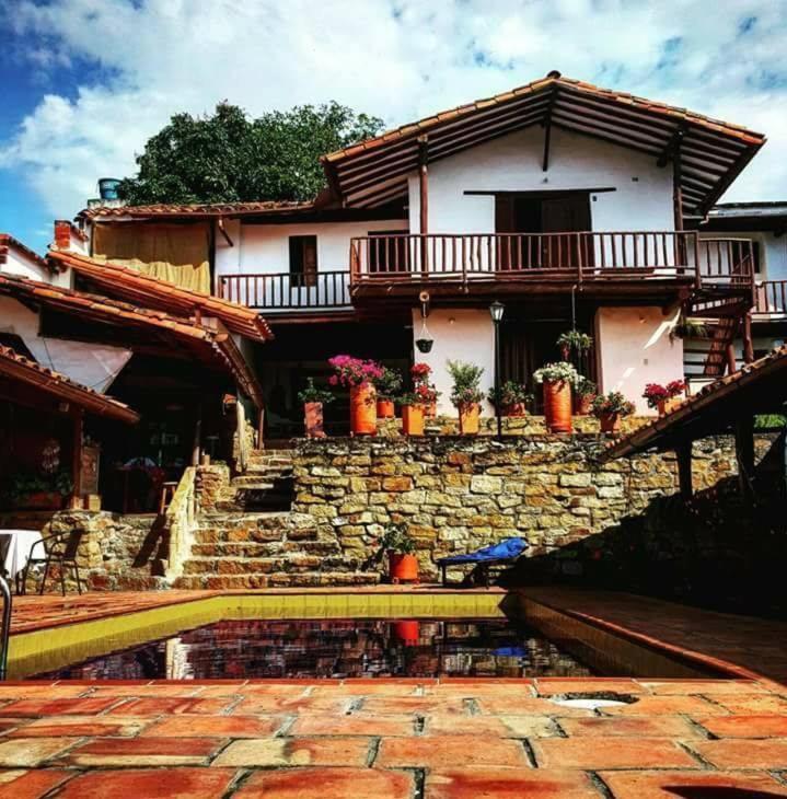 La Serrana Hostal Spa Socorro Eksteriør bilde
